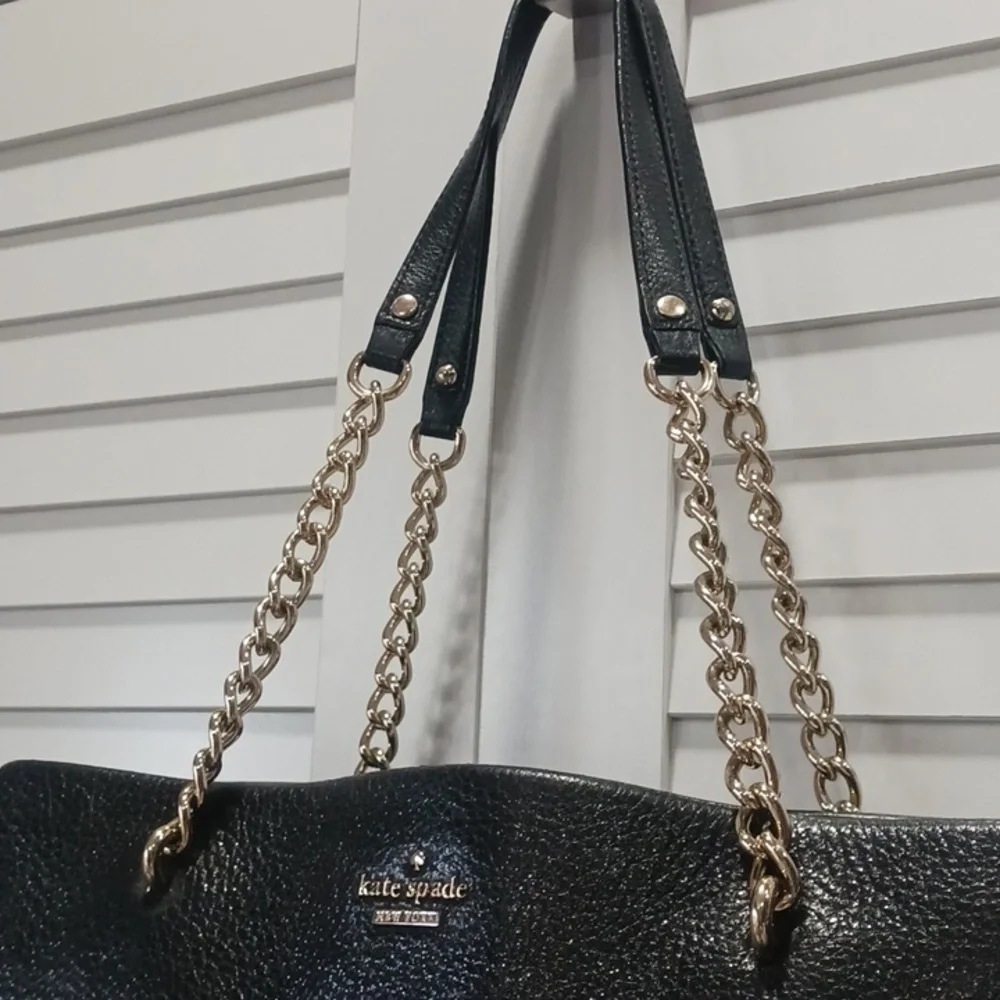 Kate Spade NY Emerson Pebbped Black Leather W/ Gold Chain Shoulder Bag